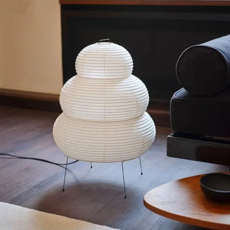 日本のデザイン、小口内照式ランプ、白い和紙装飾デスクランプ、 - Desk Setup Japan のレビューと価格