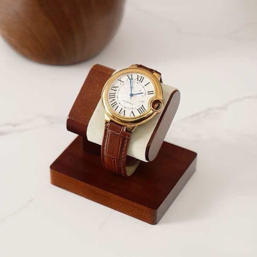 木製時計ディスプレイスタンド無垢材腕時計ブレスレットバングル - Desk Setup Wood のレビューと価格